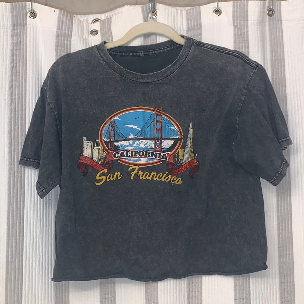 Brandy Melville cropped tee California San Francisco